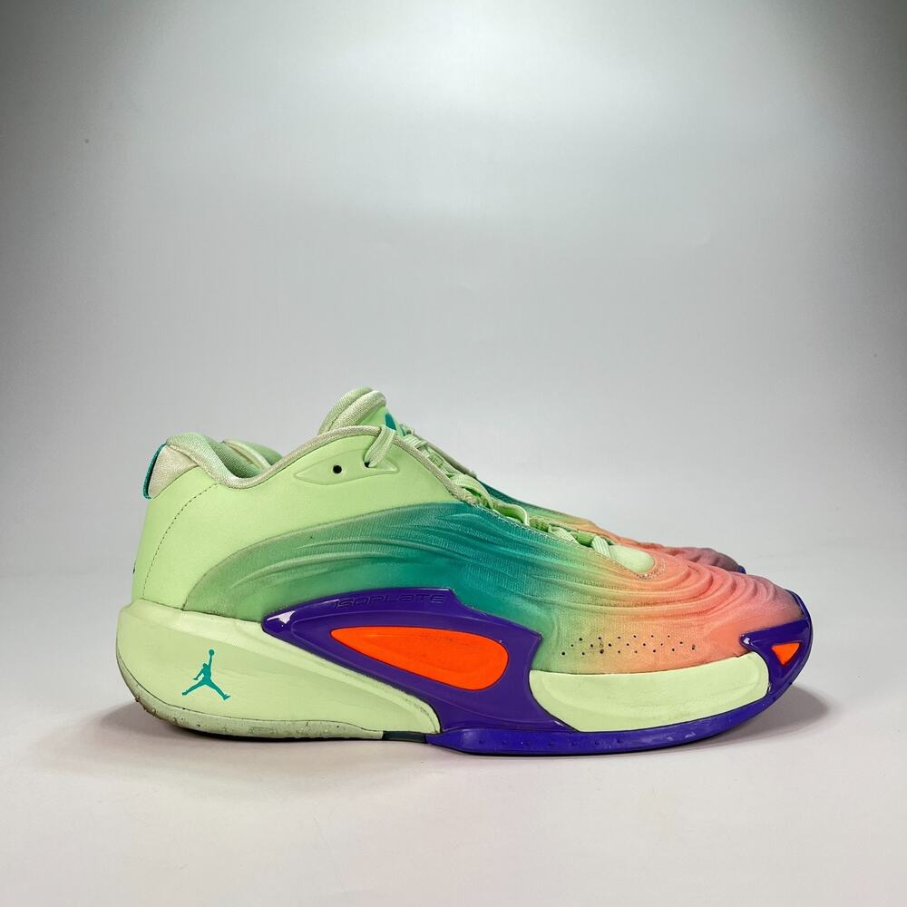 Jordan Luka Dončić 3 Blurred Vision Basketball Shoes HQ4255-300 Men's Size 11